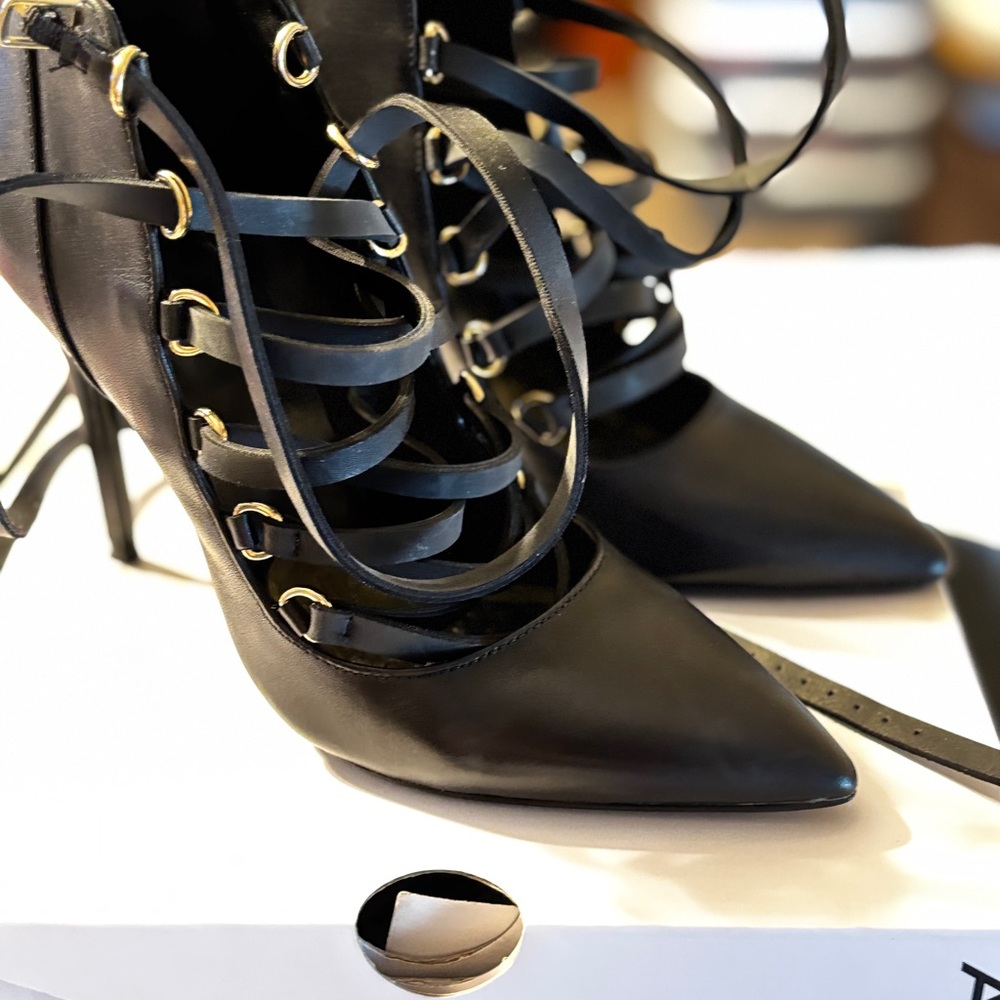 Aldo Zelicia-97 Black Strappy Heels - Size 7